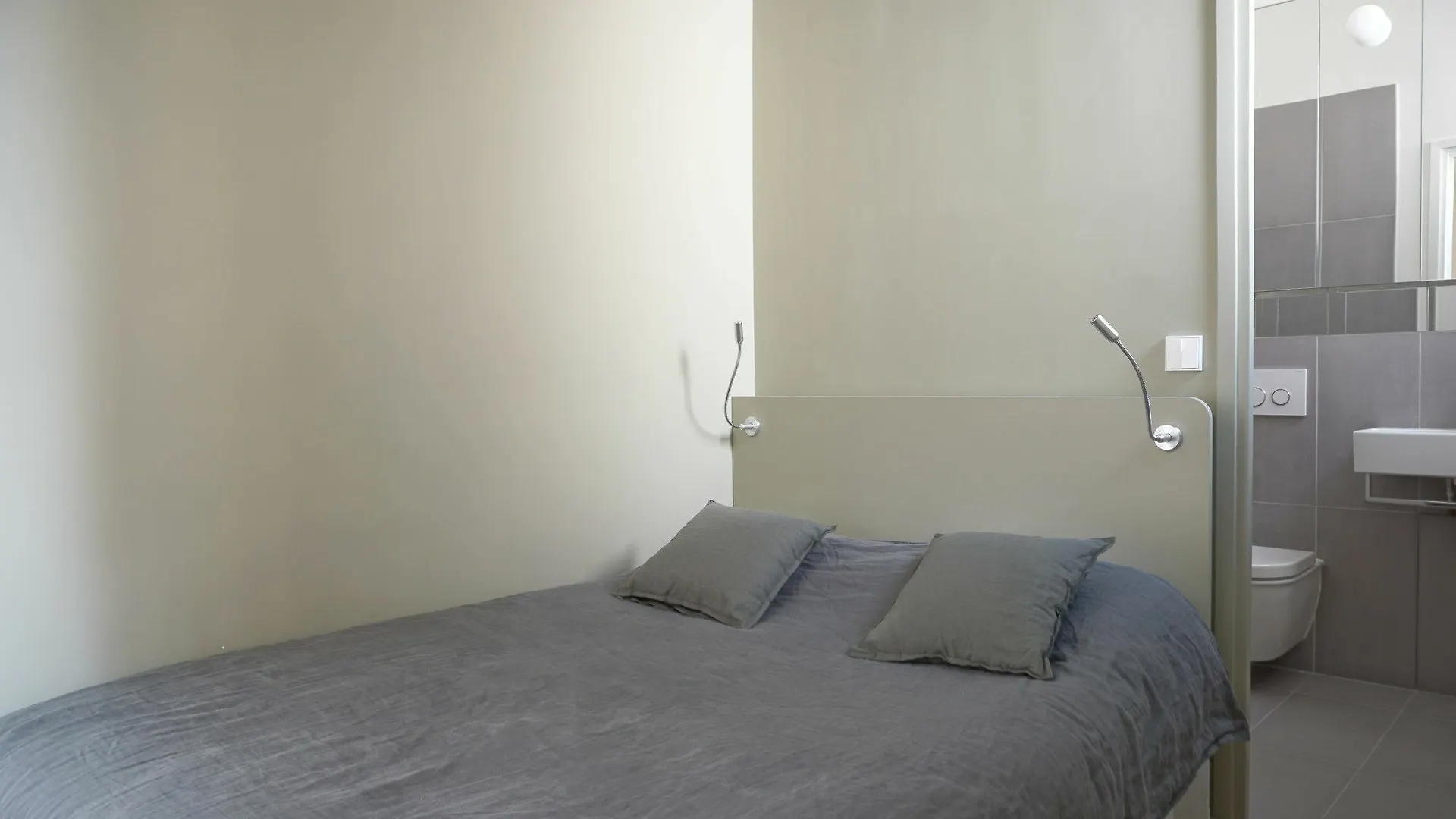 Etoile Studio Paris 8 Apartment