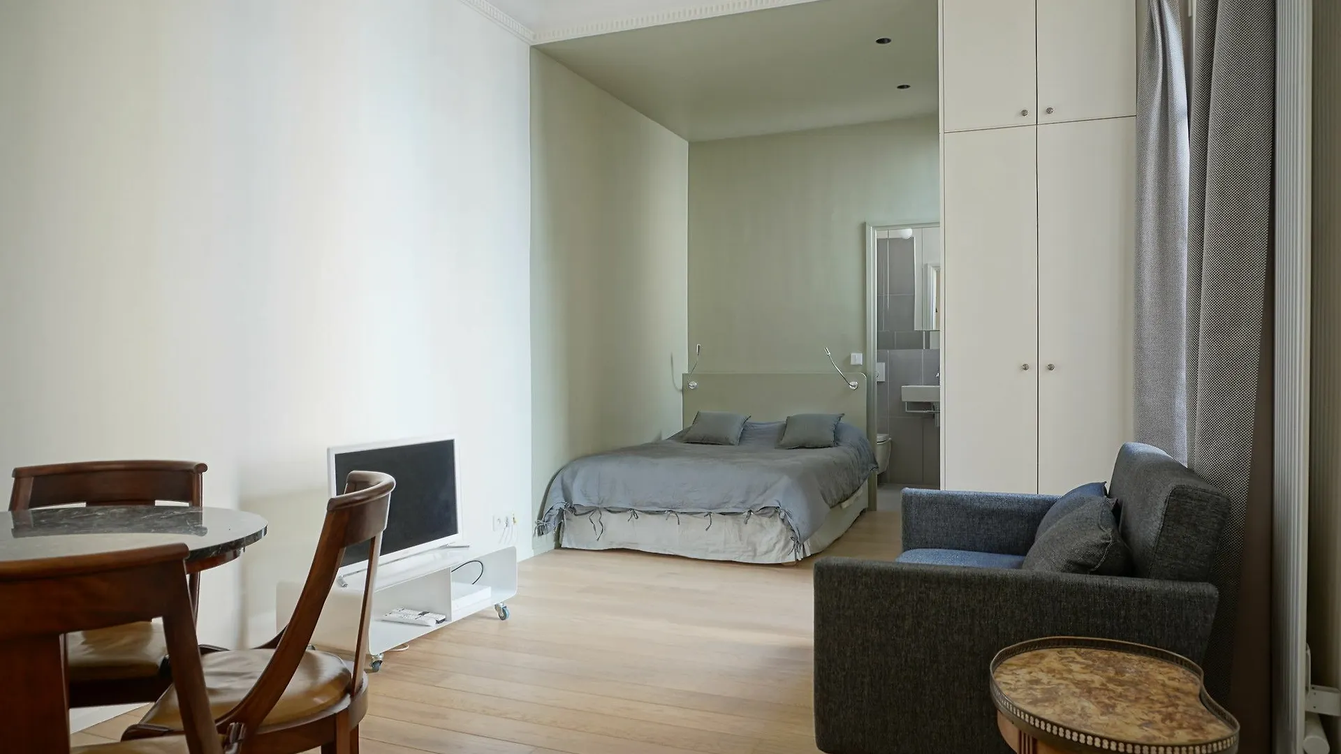 Etoile Studio Paris 8 location