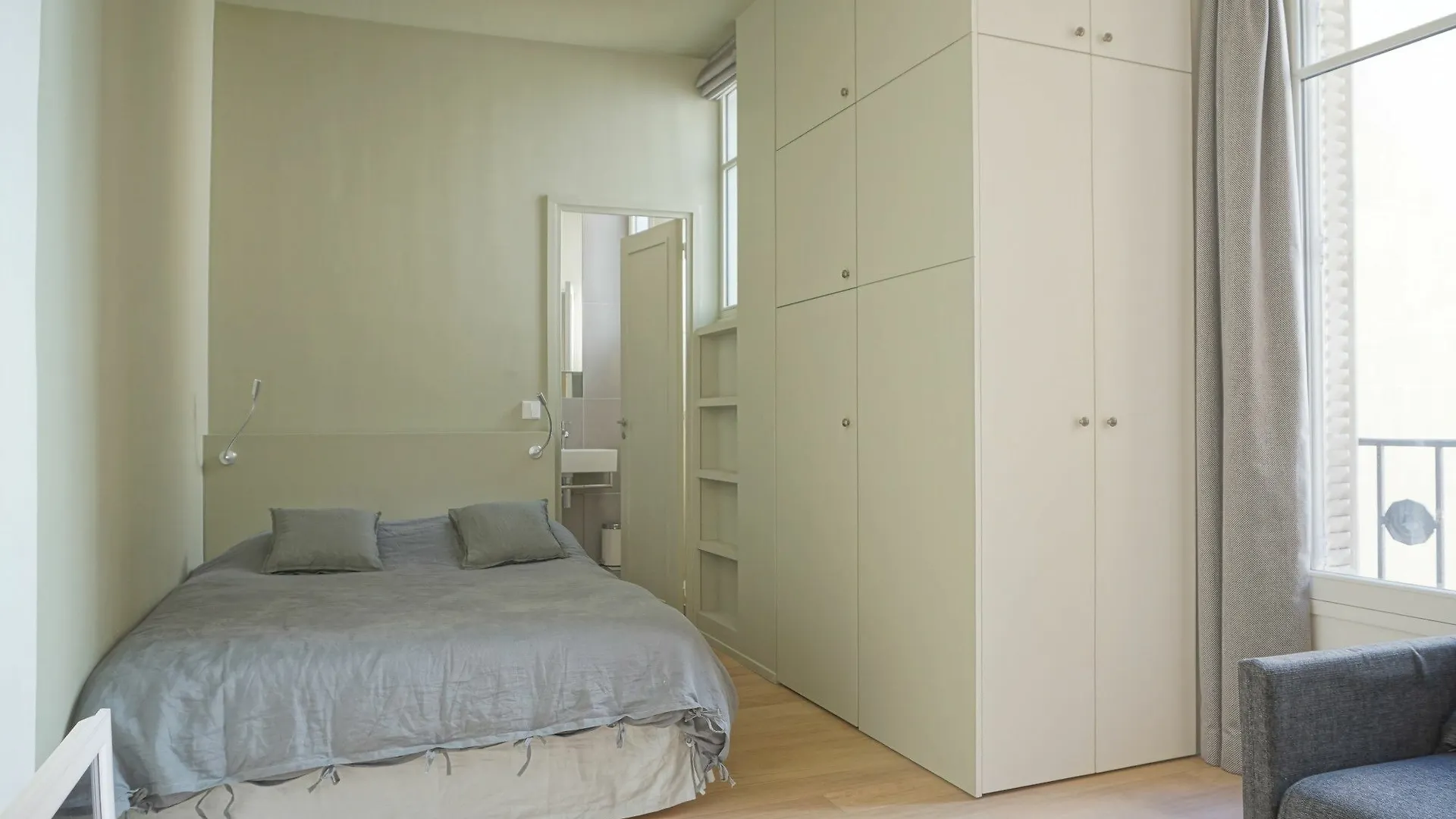 Etoile Studio Paris 8 France